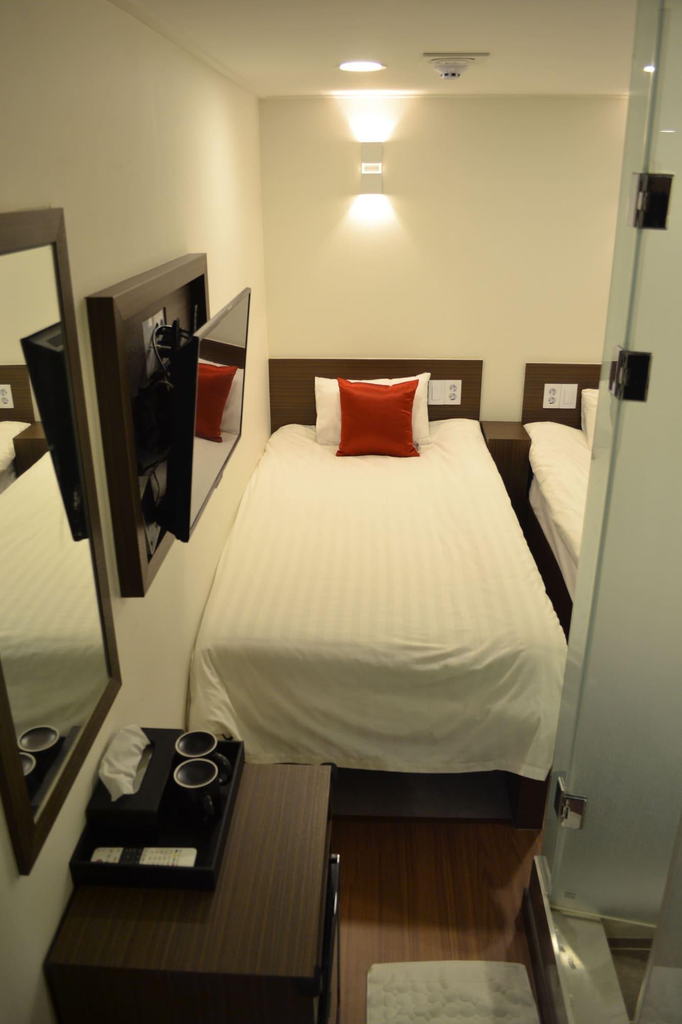 Tripstay Myeongdong Seoul Exteriör bild